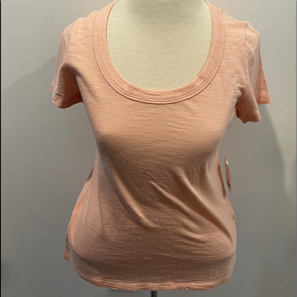 NWT Banana Republic Scoop-Neck T Shirt